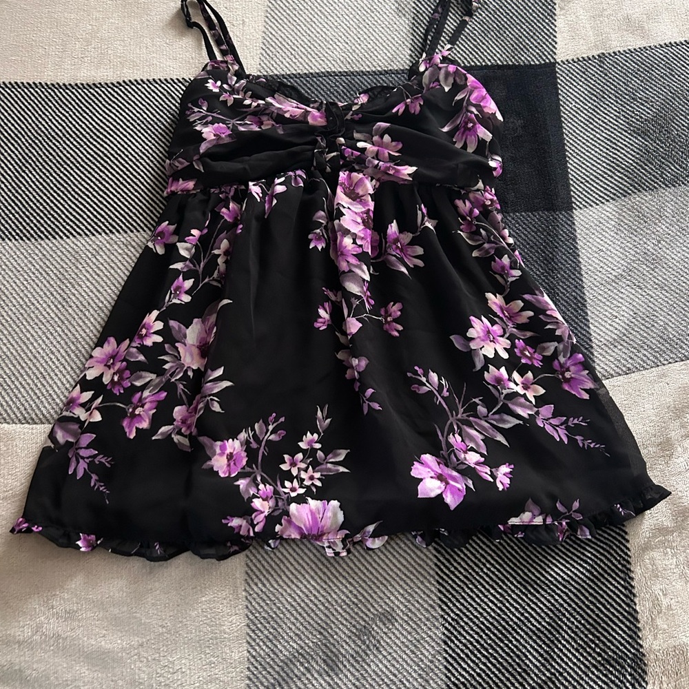 Forever 21 Black and Purple Floral Top